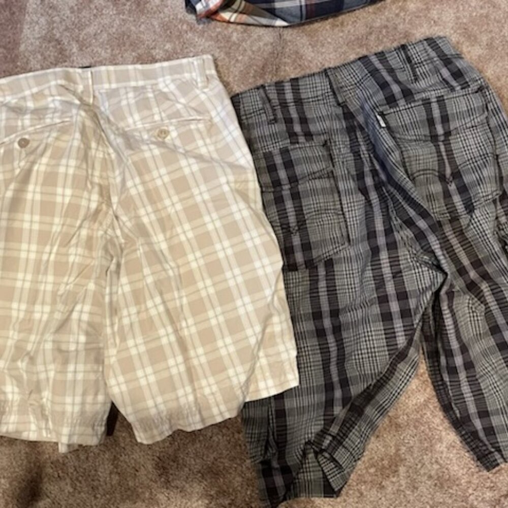 4 Pairs of men's size 32 Shorts - Picture 4 of 4
